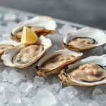Устрицы: роскошь моря на льду